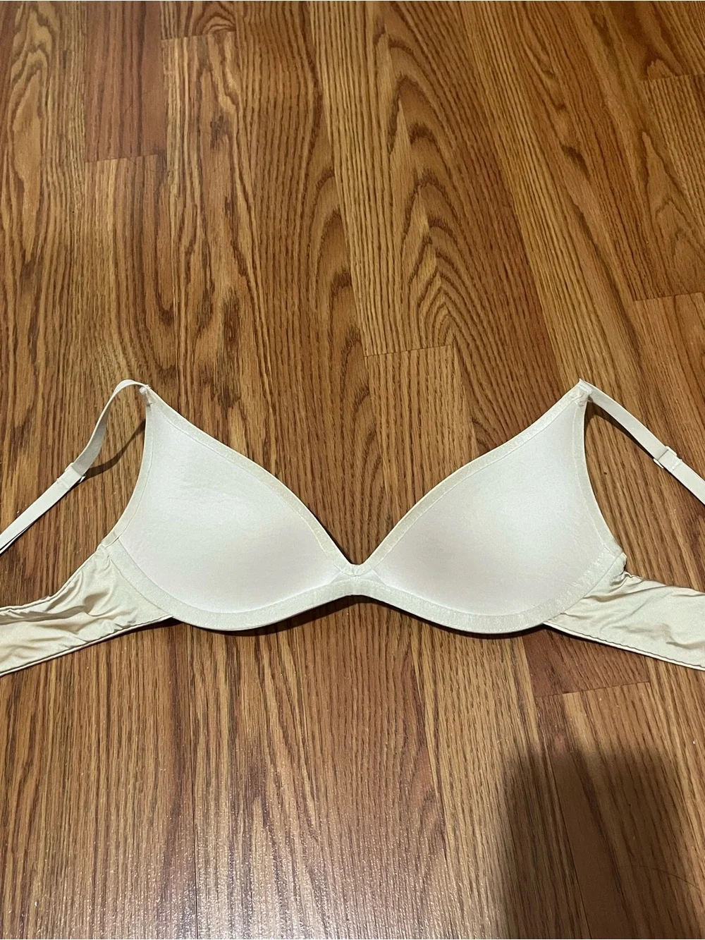 SKIMS Push Up Bra - Picture 2 of 2
